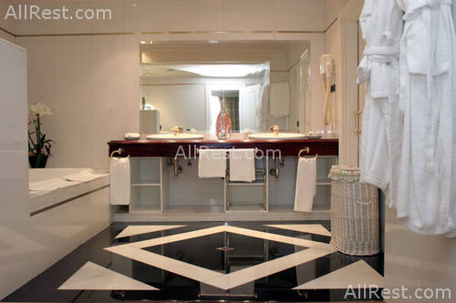 Lopez de Haro Hotel 7